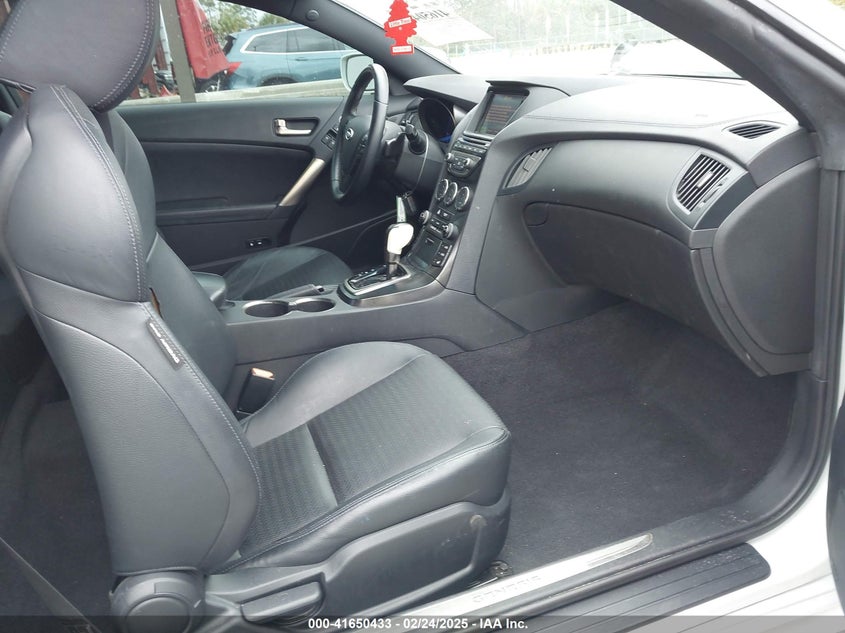 2013 HYUNDAI GENESIS VIN: KMHHU6KJ2DU108081