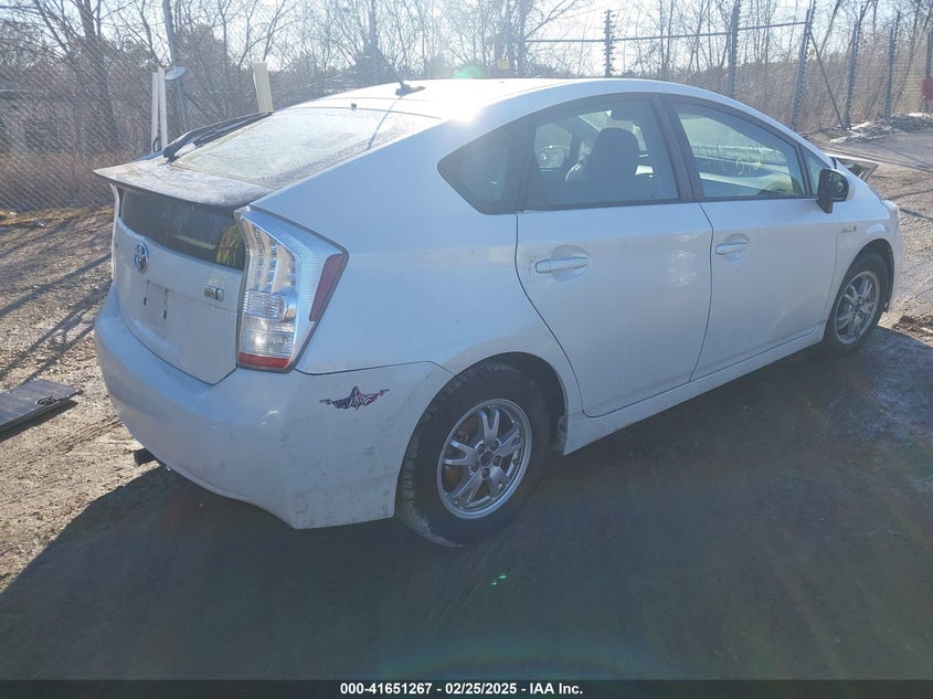 2011 TOYOTA PRIUS VIN: JTDKN3DU4B5320629