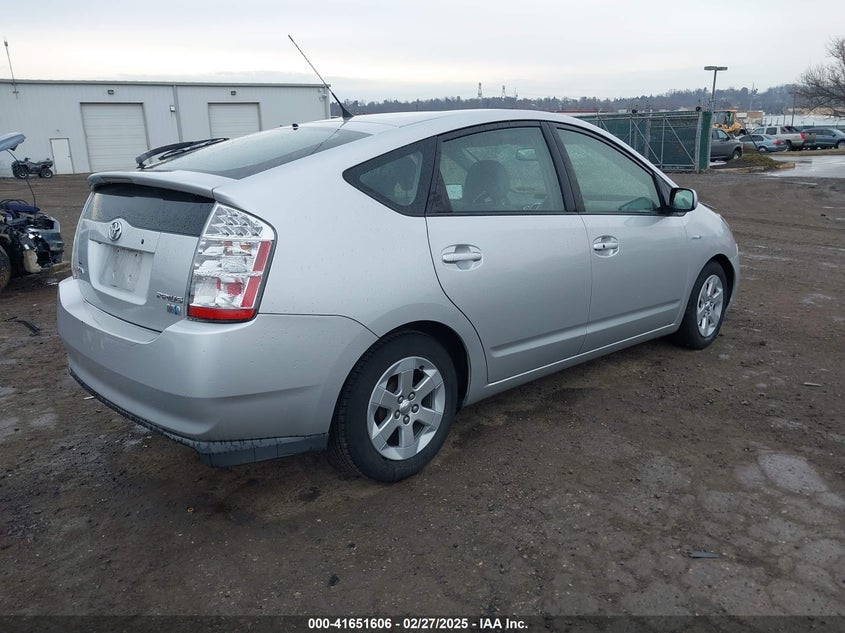 2007 TOYOTA PRIUS VIN: JTDKB20U477573566