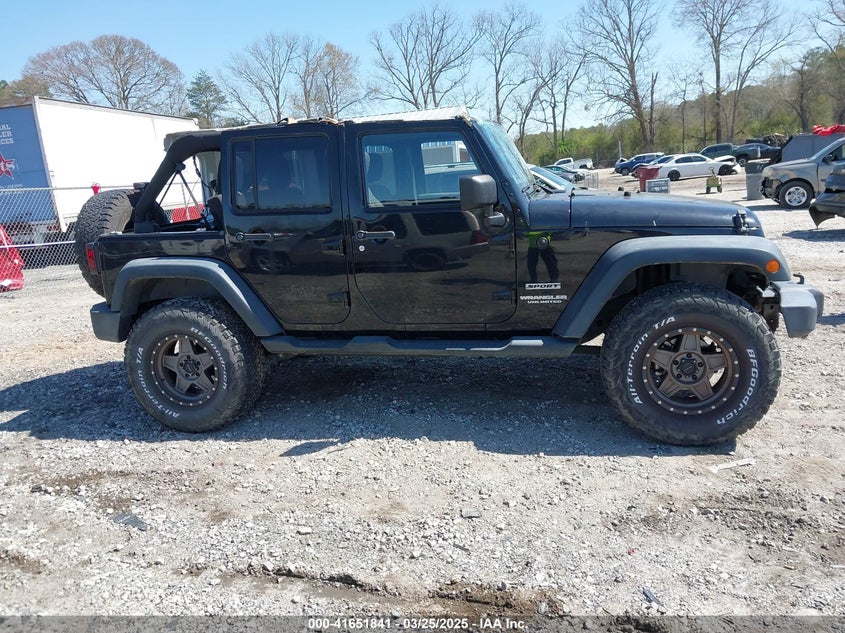 2013 Jeep Wrangler Unlimited Sport VIN: 1C4BJWDGXDL520081 Lot: 41651841