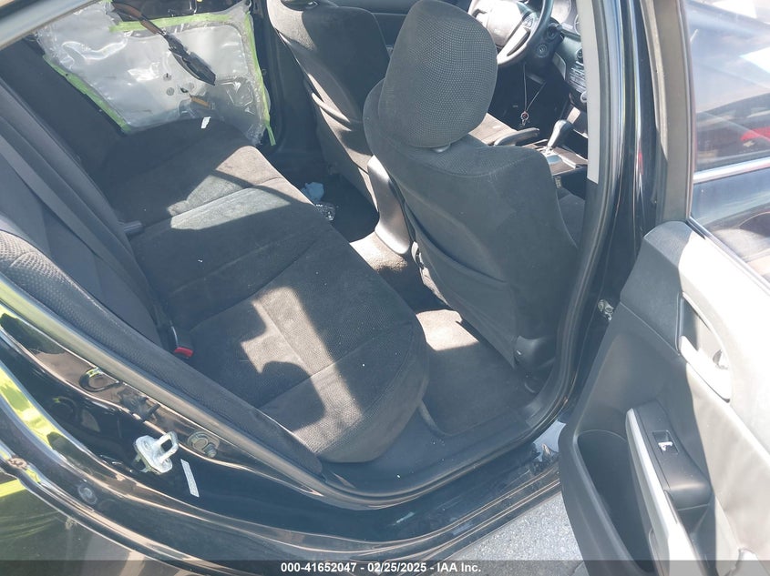 2009 HONDA ACCORD VIN: 1HGCP26769A185902