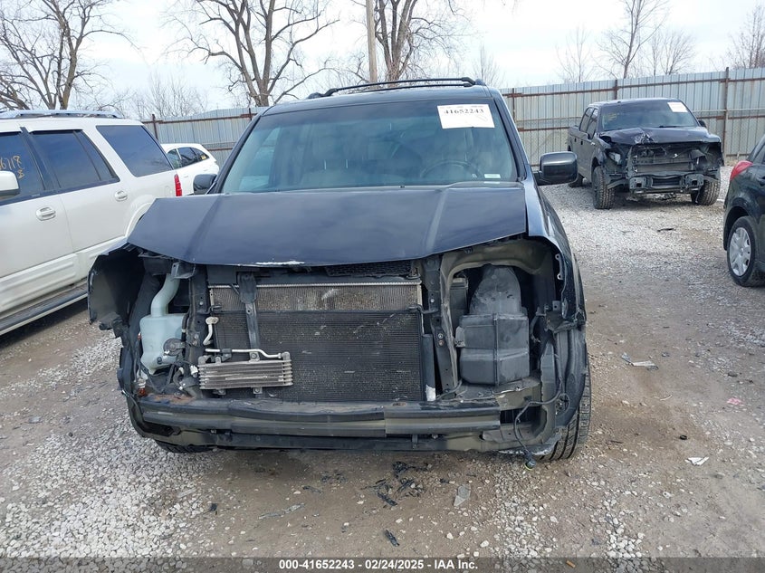 2011 HONDA PILOT VIN: 5FNYF4H57BB010134