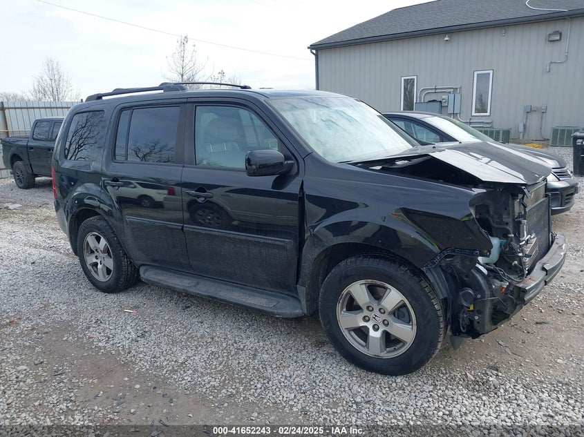 2011 HONDA PILOT VIN: 5FNYF4H57BB010134