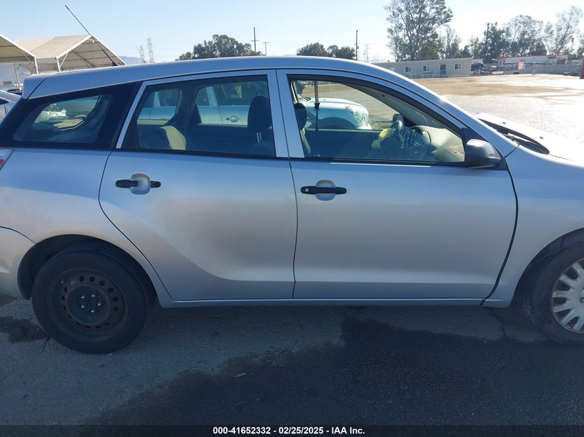 2008 TOYOTA MATRIX VIN: 2T1KR32E28C686410