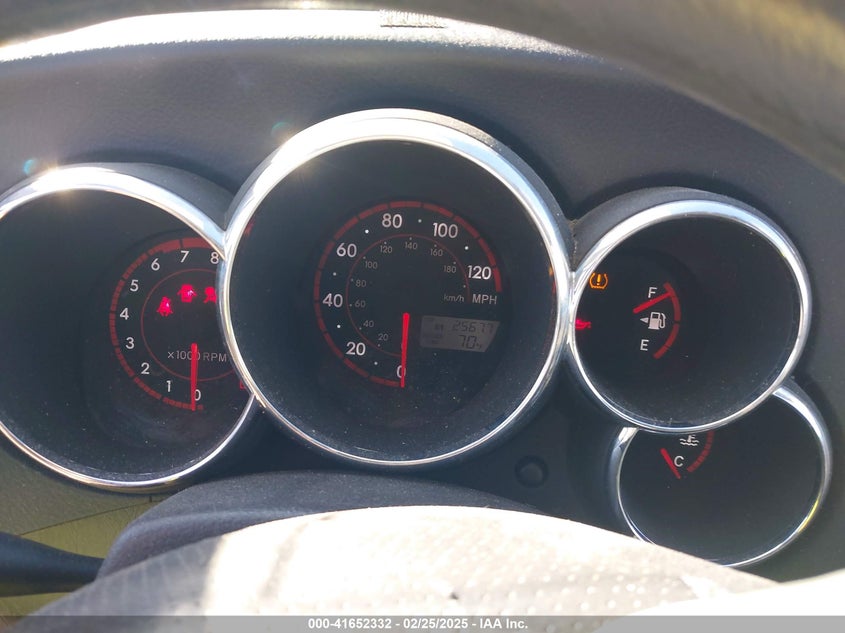 2008 TOYOTA MATRIX VIN: 2T1KR32E28C686410