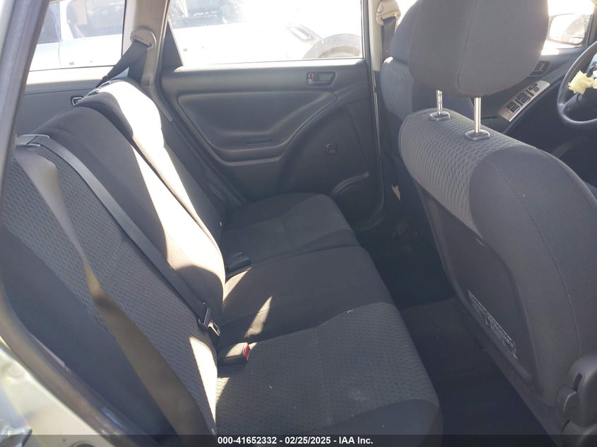 2008 TOYOTA MATRIX VIN: 2T1KR32E28C686410