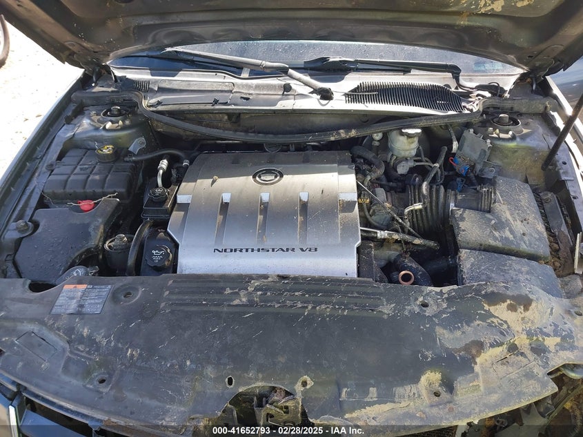 2011 CADILLAC DTS VIN: 1G6KH5E68BU124852