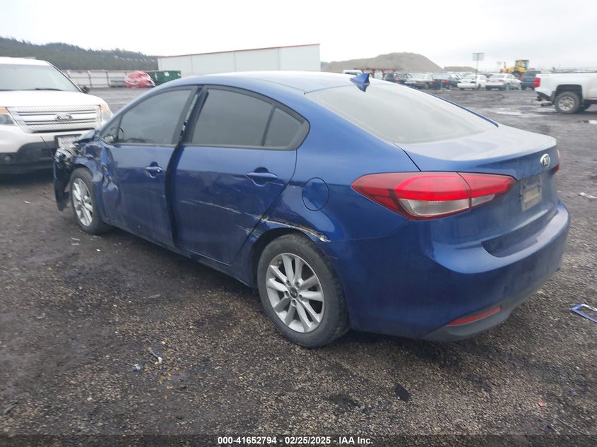 2017 KIA FORTE VIN: 3KPFL4A70HE153114