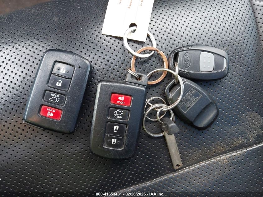 2015 Toyota Highlander Limited Platinum V6 VIN: 5TDDKRFH8FS204810 Lot: 41653431