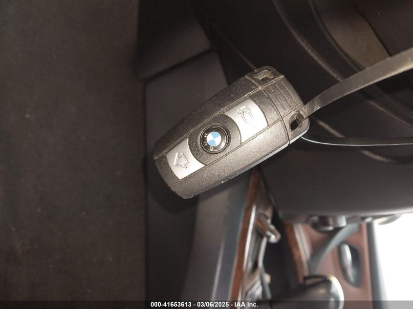 2006 BMW 330I VIN: WBAVB33596KR76703 Lot: 41653613