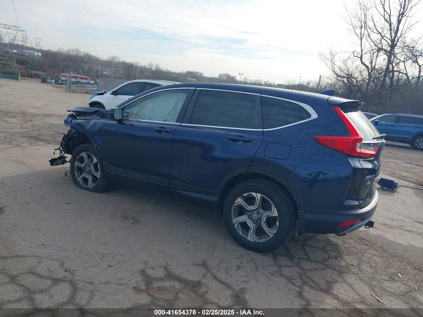 2018 HONDA CR-V VIN: 2HKRW2H59JH621405