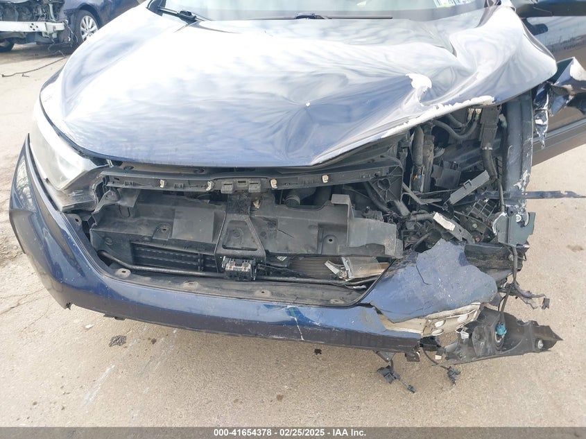 2018 HONDA CR-V VIN: 2HKRW2H59JH621405