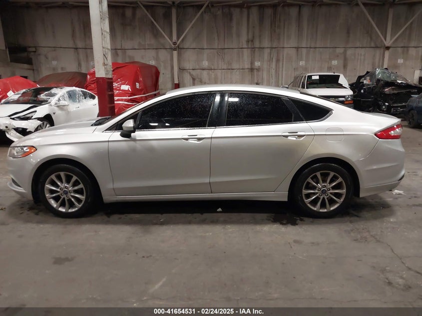 Image 14 of 2017 Ford Fusion  salvage vehicle - Lot #41654531 at IAAI