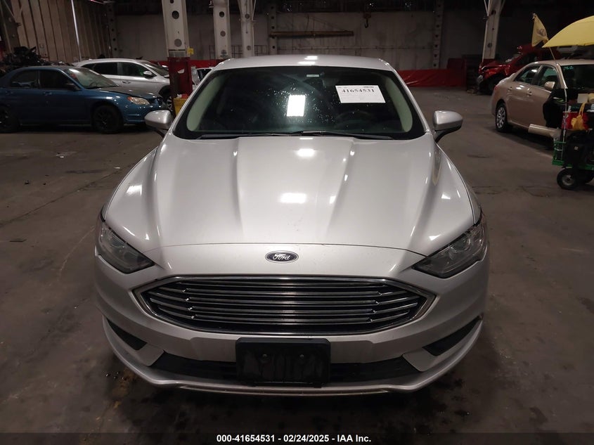 Image 6 of 2017 Ford Fusion  salvage vehicle - Lot #41654531 at IAAI