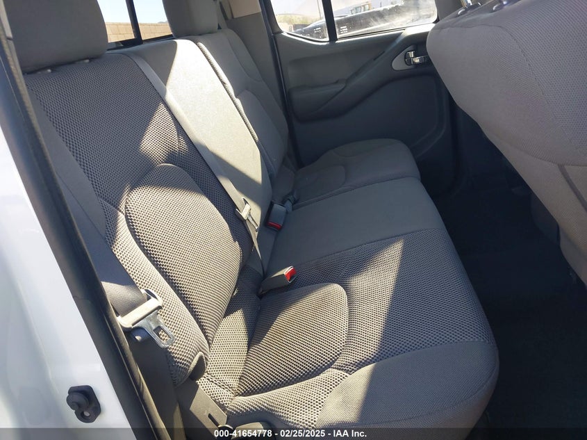 2019 NISSAN FRONTIER SV - 1N6AD0ER6KN743216