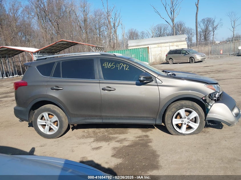 2013 TOYOTA RAV4 XLE - 2T3WFREV8DW008768