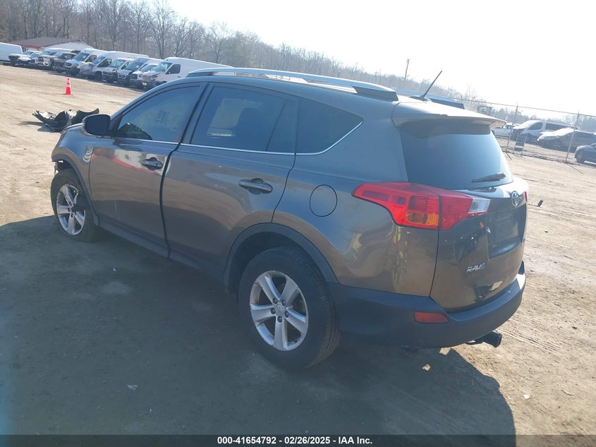 2013 TOYOTA RAV4 XLE - 2T3WFREV8DW008768