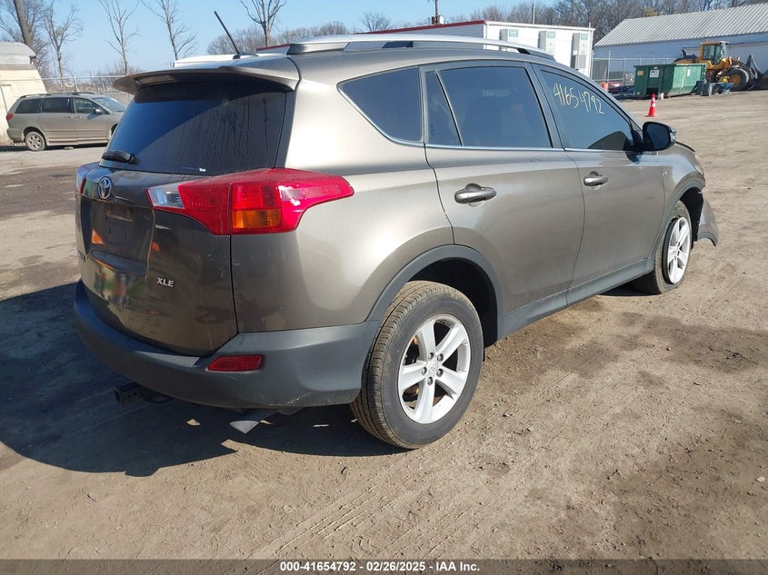 2013 TOYOTA RAV4 XLE - 2T3WFREV8DW008768