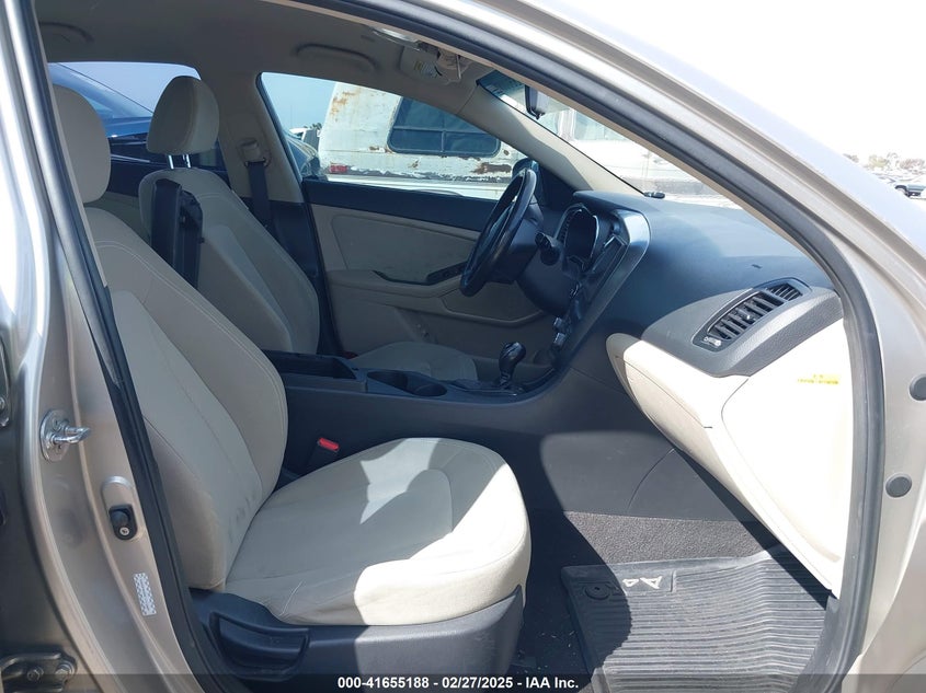 2012 KIA OPTIMA HYBRID VIN: KNAGM4AD8C5013689