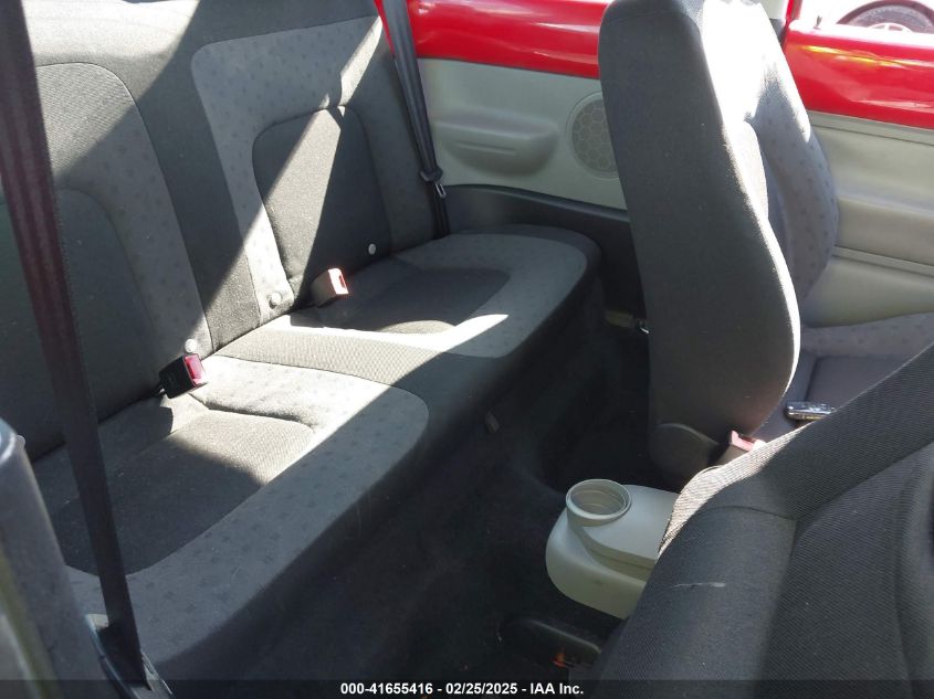 2002 Volkswagen New Beetle Gl VIN: 3VWBB21C42M439755 Lot: 41655416