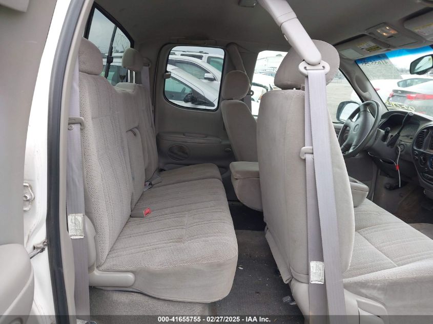 2002 Toyota Tundra Sr5 V8 VIN: 5TBBT44112S227815 Lot: 41655755