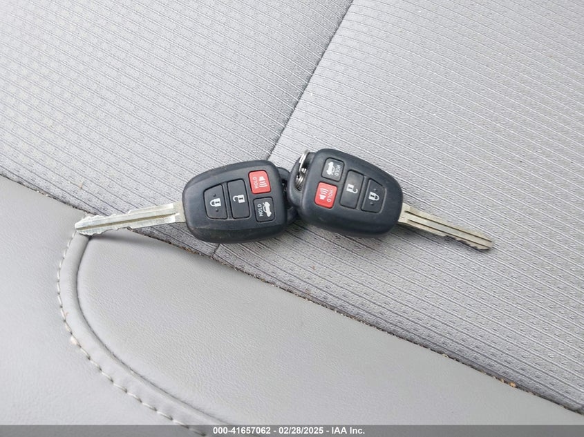 2017 TOYOTA CAMRY VIN: 4T1BF1FK5HU712879
