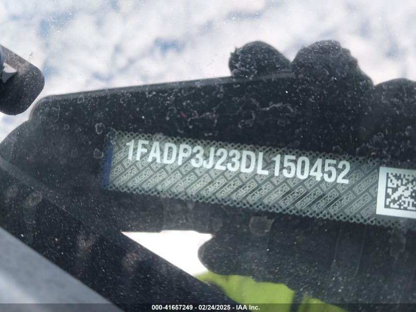 2013 Ford Focus Titanium VIN: 1FADP3J23DL150452 Lot: 41657249