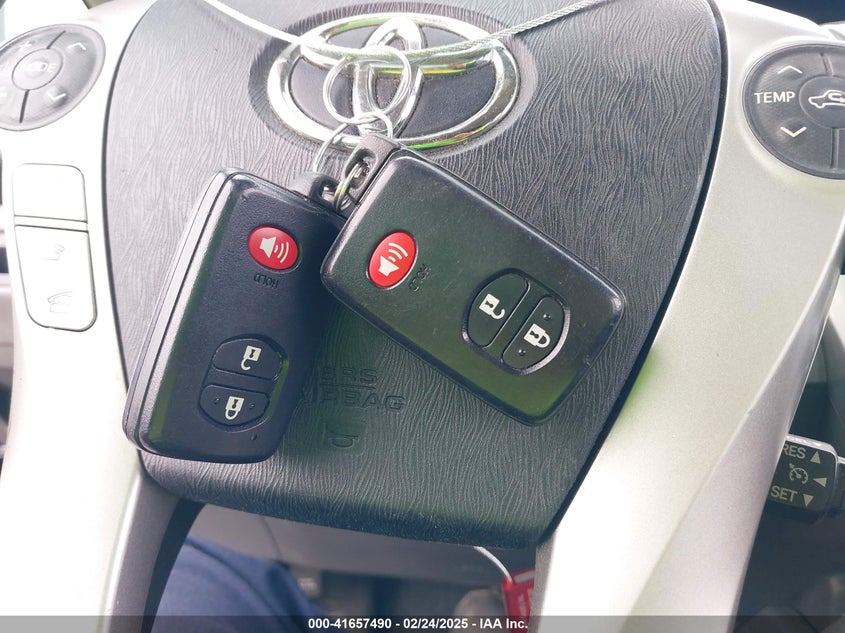 2014 TOYOTA PRIUS V VIN: JTDZN3EU5E3304601
