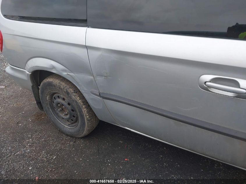 2002 Dodge Grand Caravan Sport VIN: 2B8GP44372R642872 Lot: 41657658