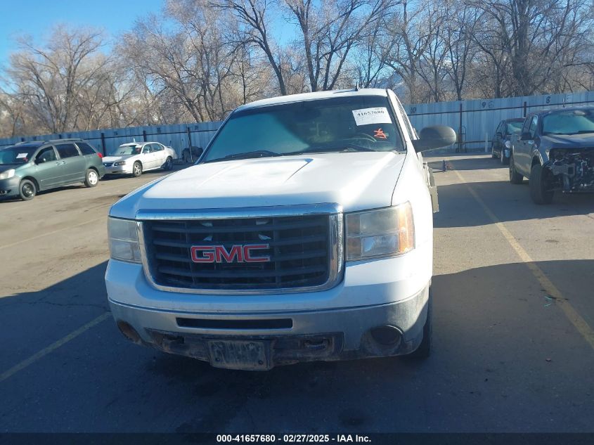 2007 GMC Sierra 2500Hd Work Truck VIN: 1GTHK24K77E600581 Lot: 41657680
