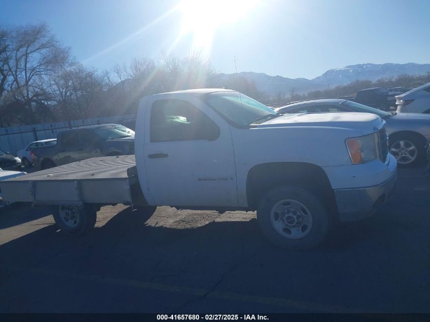 2007 GMC Sierra 2500Hd Work Truck VIN: 1GTHK24K77E600581 Lot: 41657680