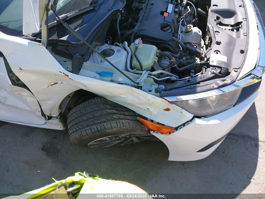 2017 HONDA CIVIC VIN: 2HGFC4B04HH309677