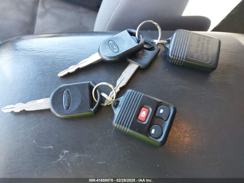 2006 Ford Escape Xlt/Xlt Sport VIN: 1FMYU03126KA85363 Lot: 41658078