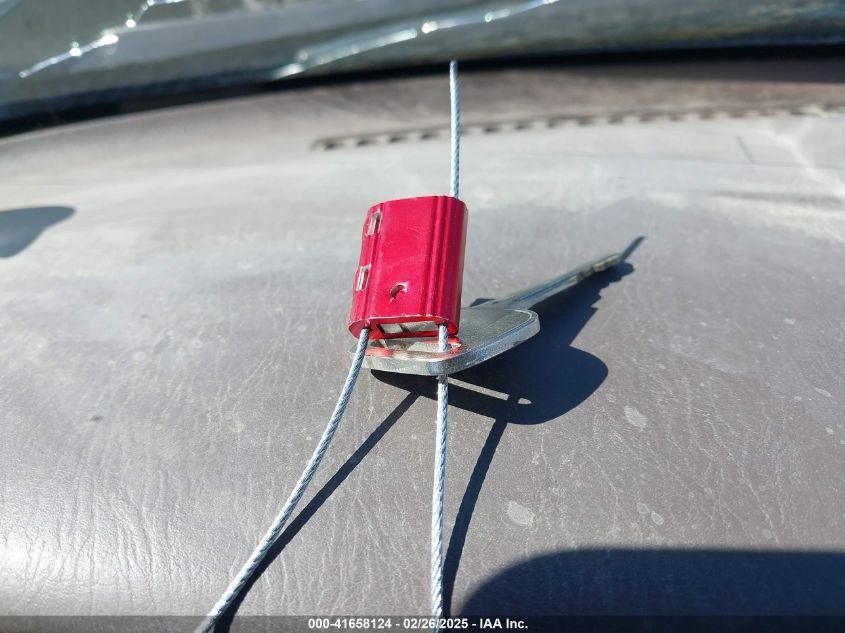 2000 Toyota Tundra Sr5 V8 VIN: 5TBRT3414YS024807 Lot: 41658124