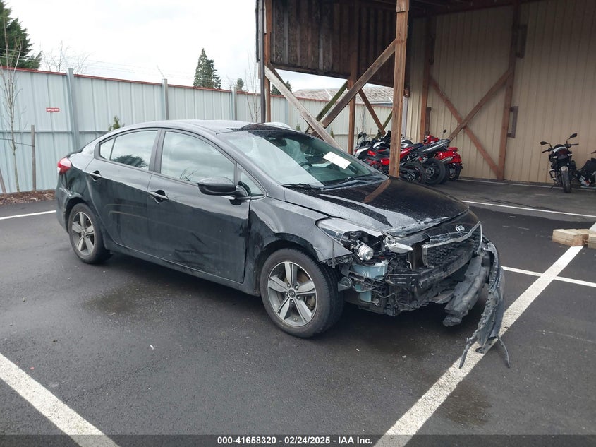 2018 KIA FORTE VIN: 3KPFL4A71JE261201
