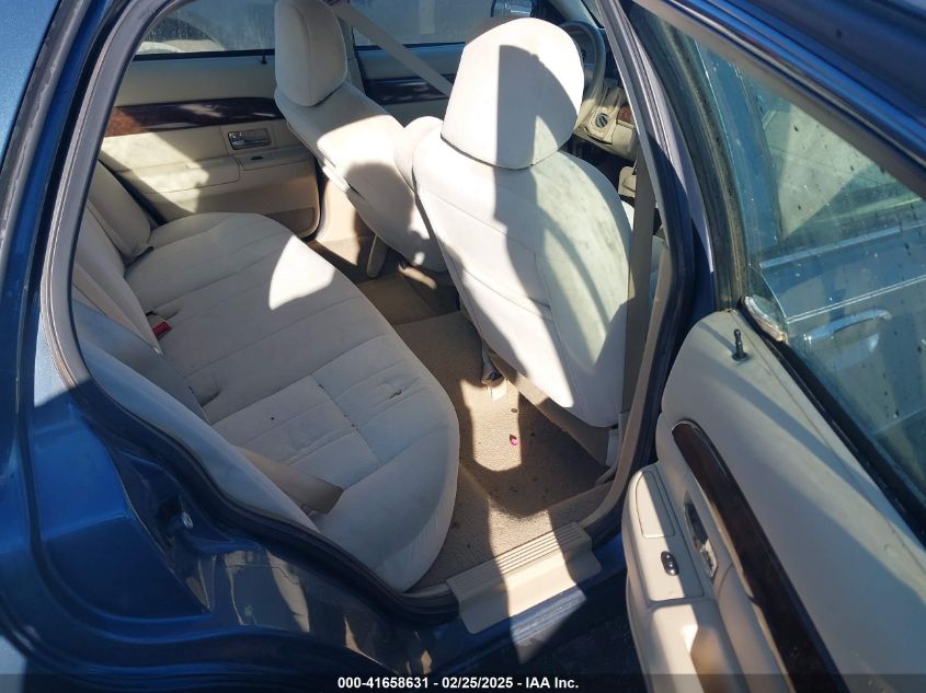 2008 Mercury Grand Marquis Gs VIN: 2MEFM74V28X627081 Lot: 41658631