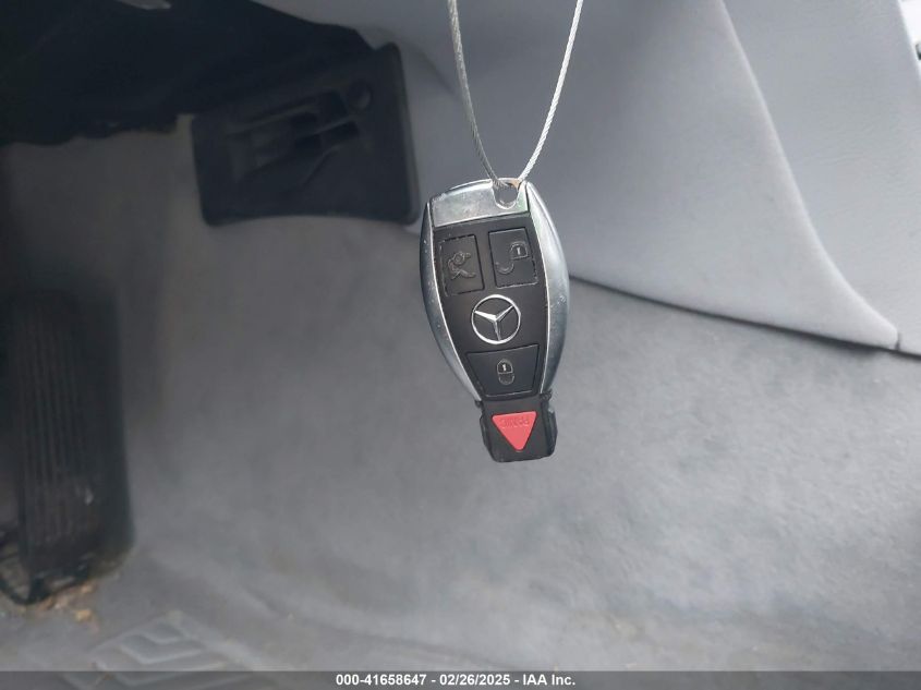 2001 Mercedes-Benz E 320 VIN: WDBJF65J51B246201 Lot: 41658647