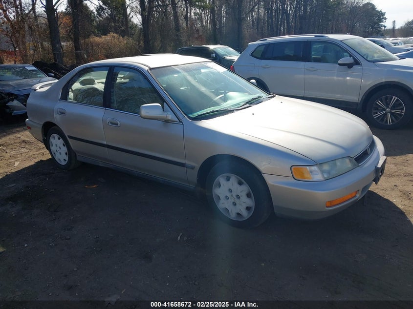 1996 Honda Accord Lx/Ex silver sedan gasoline 1HGCD5534TA273721 photo #1
