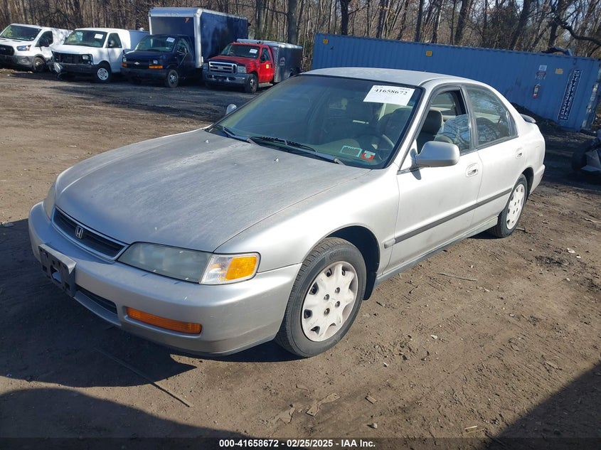 1996 Honda Accord Lx/Ex silver sedan gasoline 1HGCD5534TA273721 photo #3