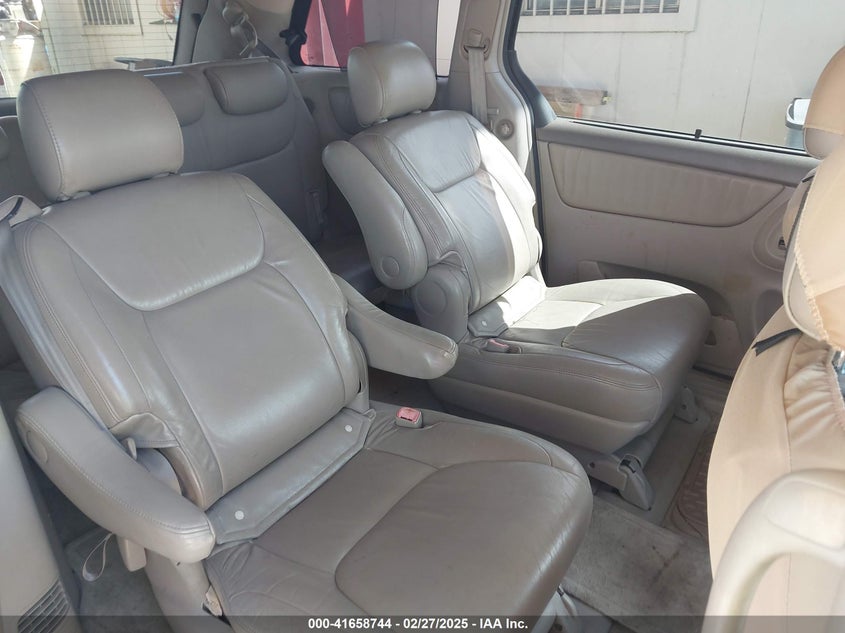 2006 TOYOTA SIENNA VIN: 5TDZA22C46S484087