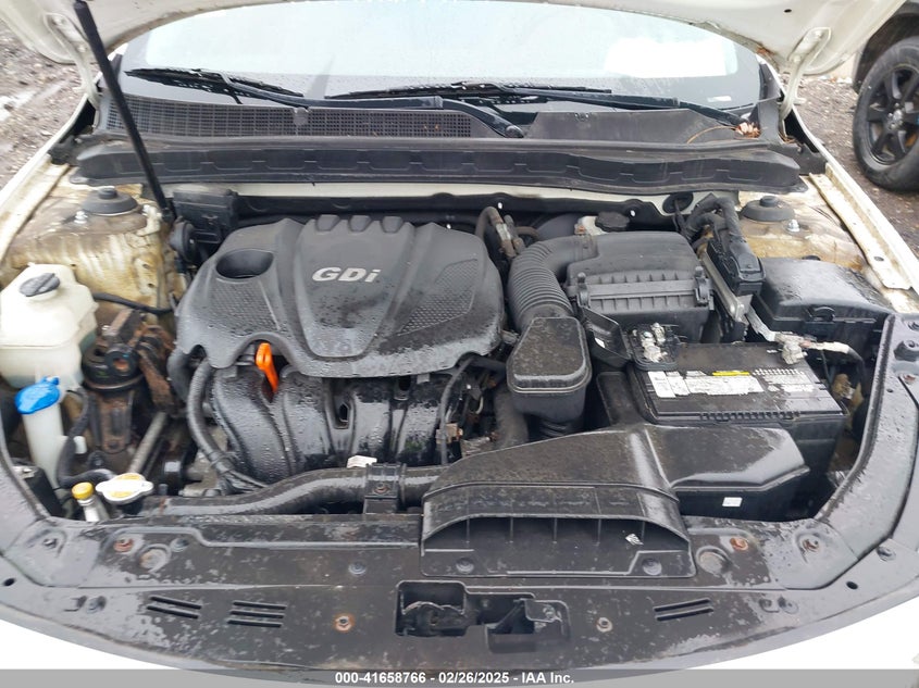 2011 KIA OPTIMA VIN: KNAGN4A75B5076741