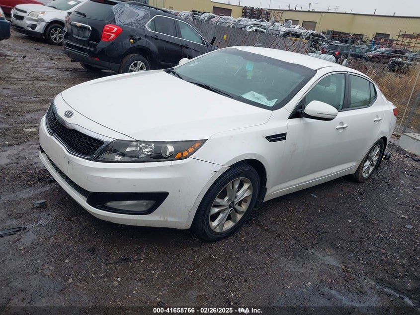 2011 KIA OPTIMA VIN: KNAGN4A75B5076741