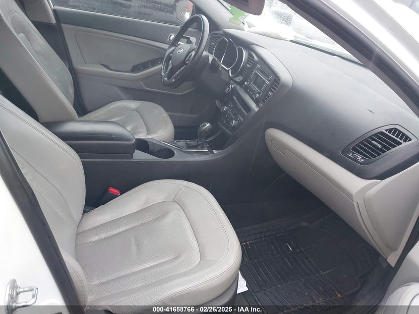 2011 KIA OPTIMA VIN: KNAGN4A75B5076741