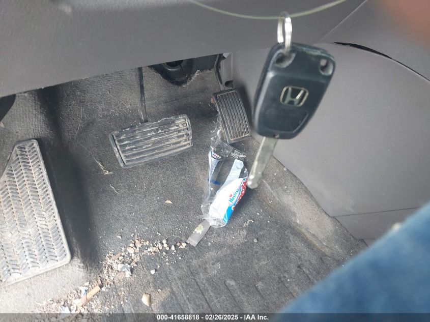 2012 Honda Odyssey Ex-L VIN: 5FNRL5H60CB104725 Lot: 41658818