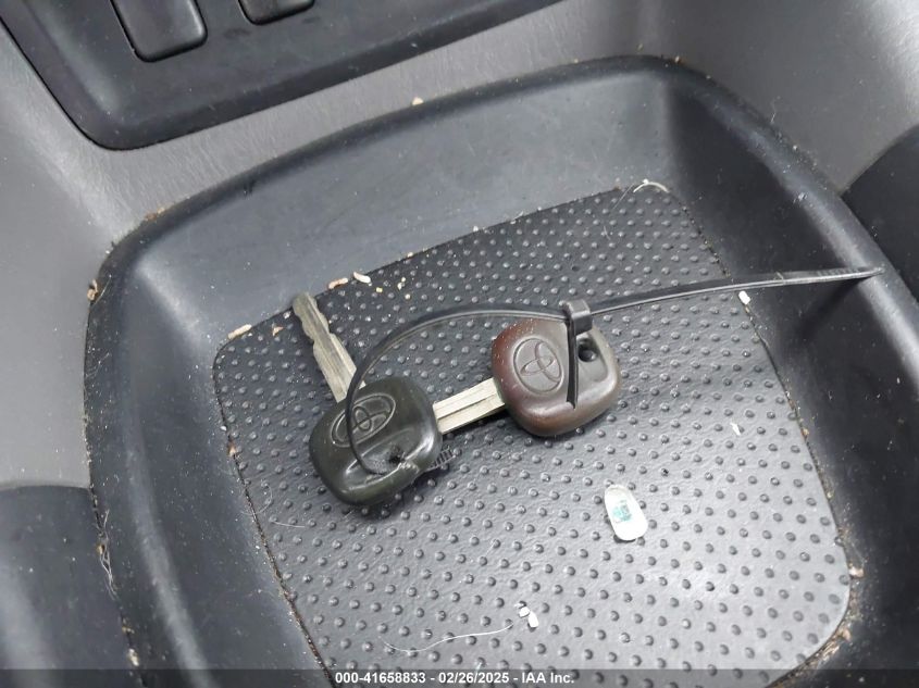 2006 Toyota Sequoia Sr5 V8 VIN: 5TDBT44A26S260206 Lot: 41658833