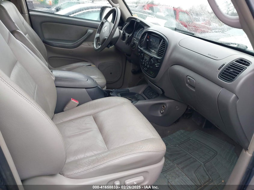 2006 TOYOTA SEQUOIA VIN: 5TDBT44A26S260206
