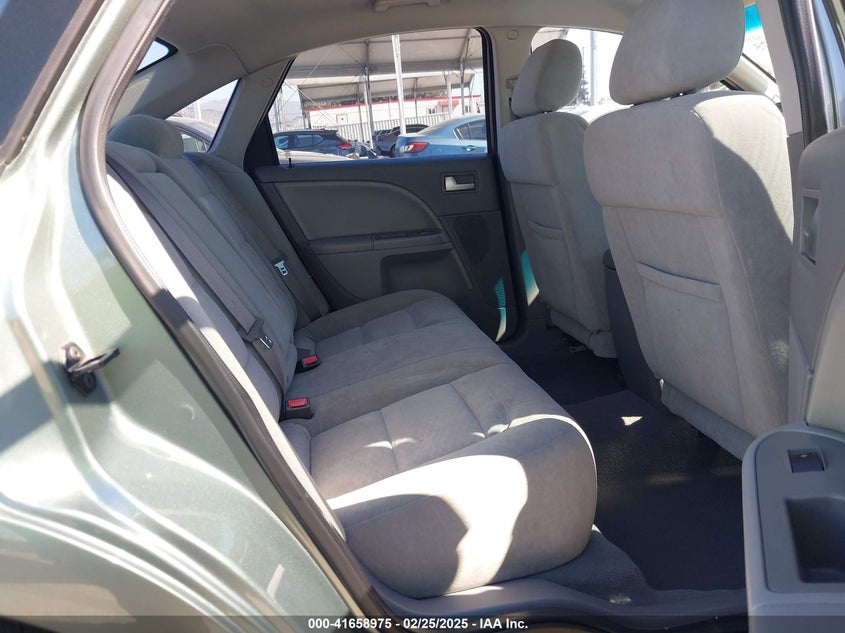 2006 FORD FIVE HUNDRED VIN: 1FAFP23146G136787