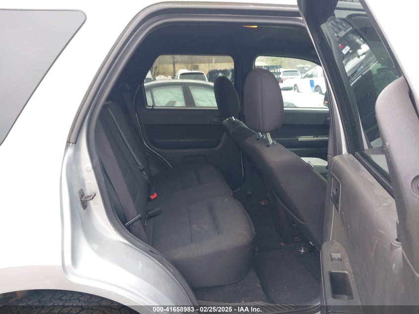 2010 FORD ESCAPE VIN: 1FMCU9DG7AKA62591