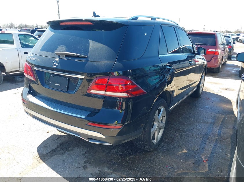 2017 MERCEDES-BENZ GLE 350 - 4JGDA5JB3HA945232