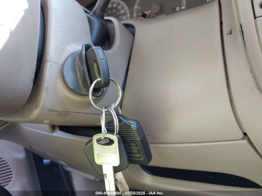 2003 Ford F-150 Lariat/Xl/Xlt VIN: 1FTRX18L23NA79055 Lot: 41659605